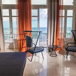 2* Hotell Gallery Rooms- Palazzo D'ali' Staiti Xix